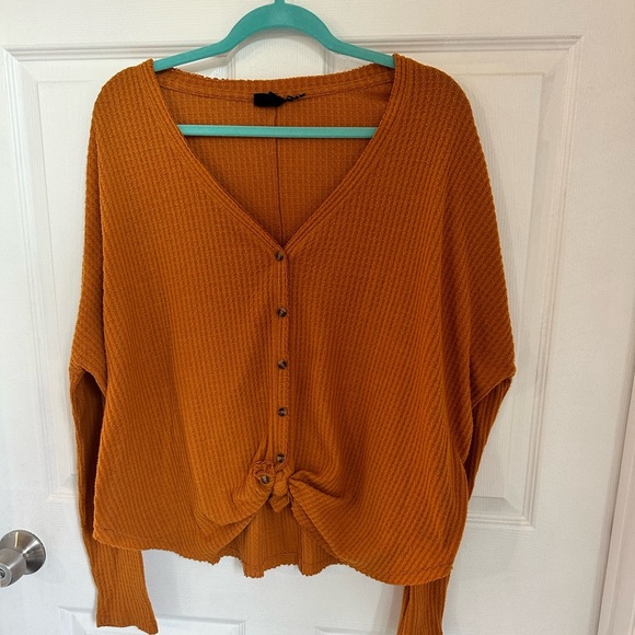 Urban outfitters waffle sweater size Large. - Picture 1 of 3